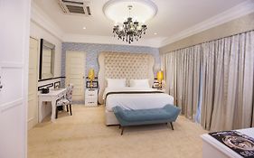 Apple Heritage Hotel